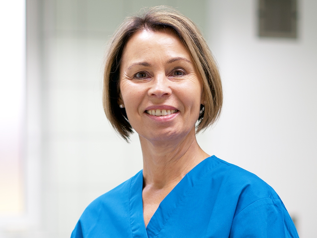 Mitarbeiterin der Praxisklinik am Forstbachweg