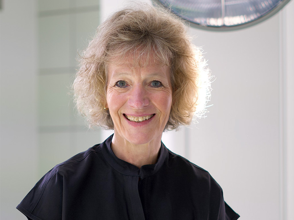 Mitarbeiterin der Praxisklinik am Forstbachweg